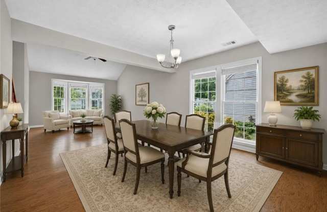 12110 Greenmont Walk Gallery 3