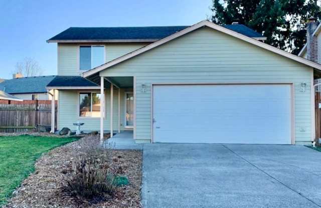 Spacious Home with Large Backyard in Union School District, PETS WELCOME - 15313 Northeast 50th Street, Vancouver, WA 98682