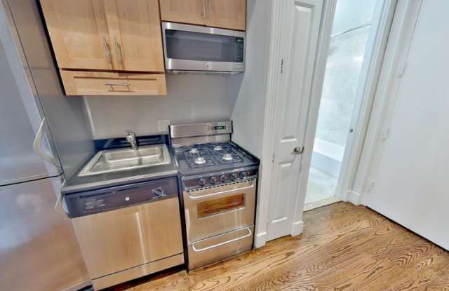 47 1/2 E 1ST ST. photos photos