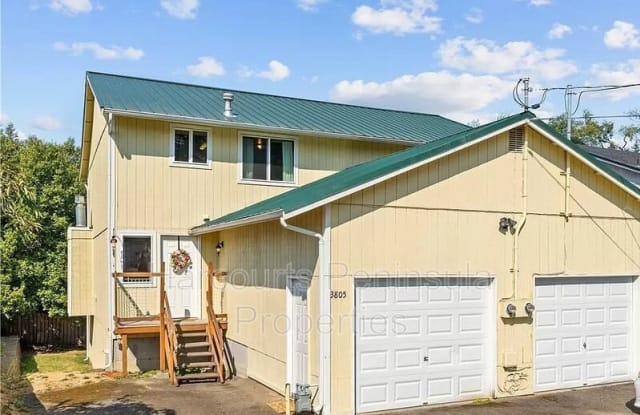 3805 Maple Avenue - 3805 Maple Avenue, Bremerton, WA 98310