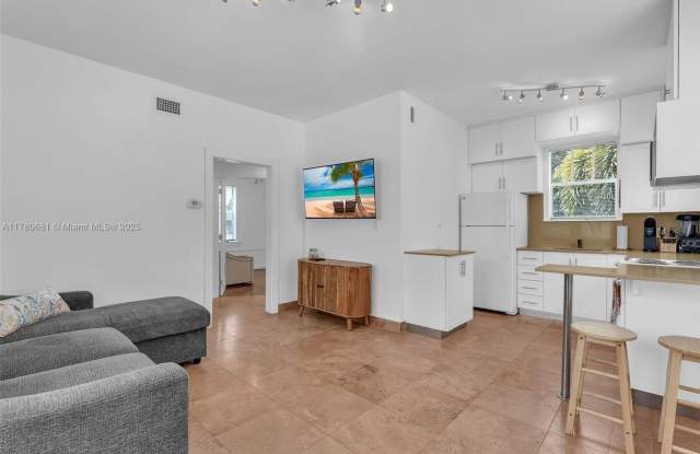 935 Meridian Ave - 935 Meridian Avenue, Miami Beach, FL 33139