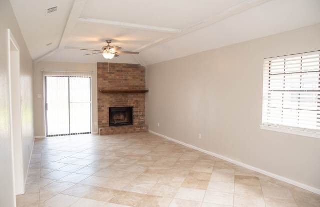 812 San Saba photos photos