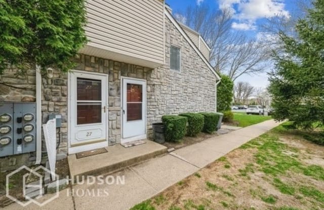 27 Farnham Square - 27 Farnham Square, Sayreville, NJ 08859