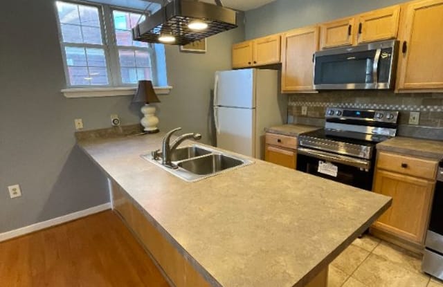 1811 N 33rd St 1Fl - 1811 North 33rd Street, Philadelphia, PA 19121