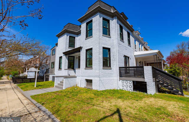 801 CRITTENDEN STREET NW Gallery 4