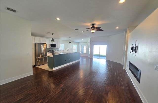 730 STRAW LAKE Drive Gallery 2