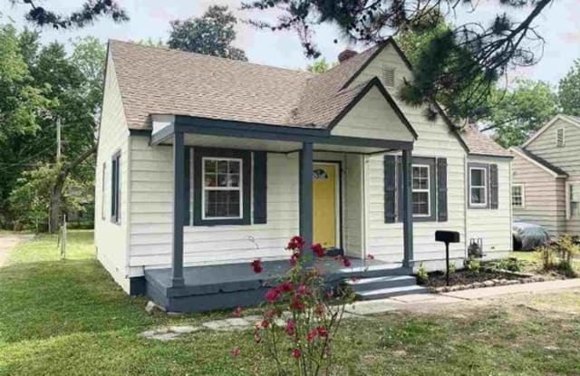 2535 Lowell Avenue - 2535 Lowell Avenue, Memphis, TN 38114