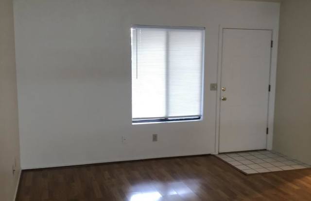 2709 N Pacific Drive UNIT Gallery 3