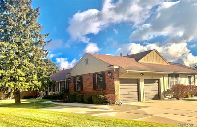 9991 Cambridge Court - 9991 Cambridge Ct, Livingston County, MI 48178