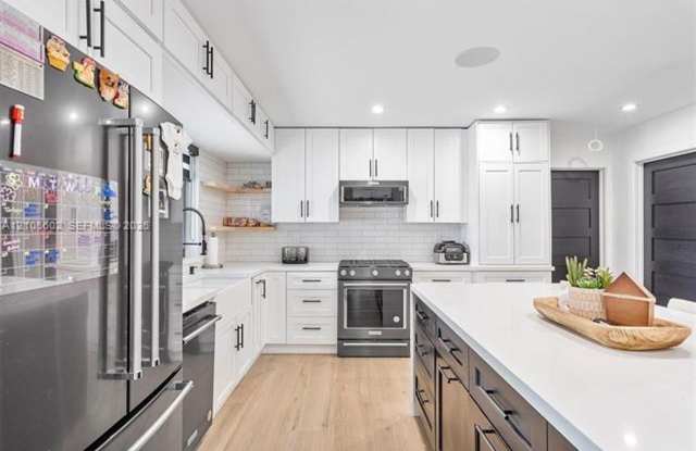 10950 NW 16th Ct # 10950, Pembroke Pines, FL 33026 Gallery 1