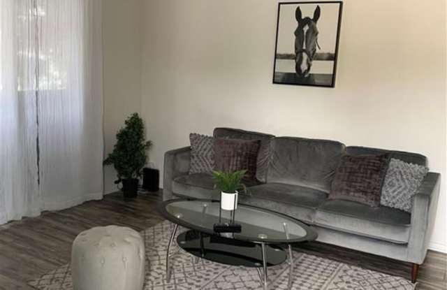 622 Westmount Drive - 622 Westmount Drive, West Hollywood, CA 90069