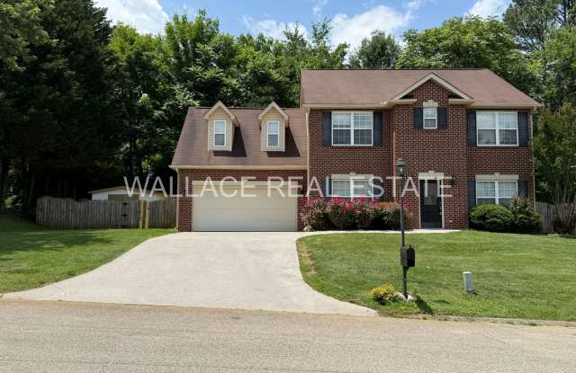 FARRAGUT: TWO STORY 3 BEDROOM, 2.5 BATH HOME PLUS BONUS ROOM IN PARKGATE! photos photos