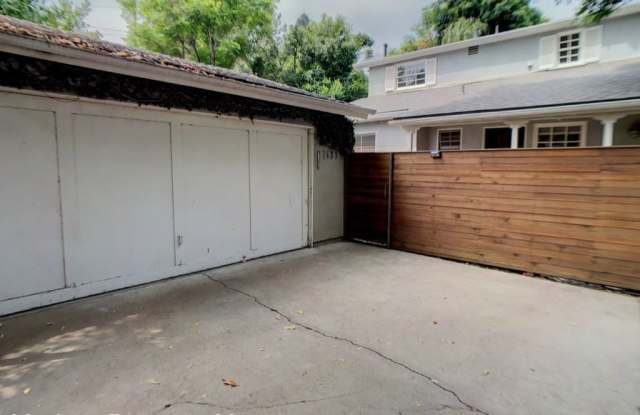 2683 La Cuesta Dr. Gallery 2