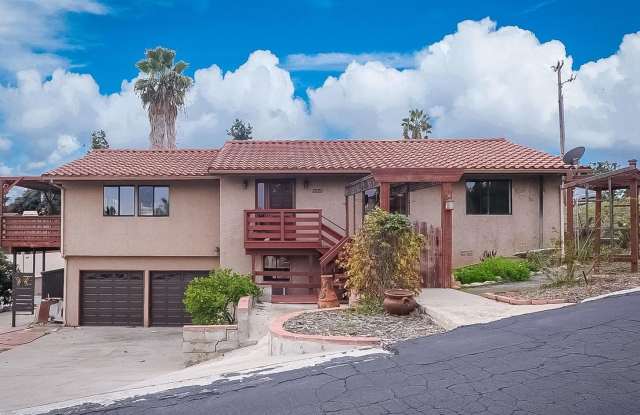 2222 Cranston Drive Gallery 2