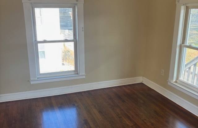 24 Maple St - 24 Maple Street, Westfield, MA 01085