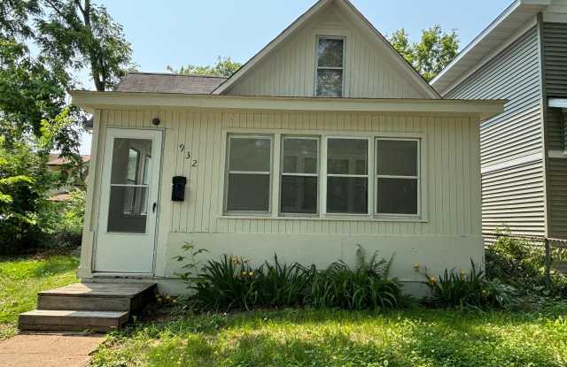 932 York Ave. photos photos