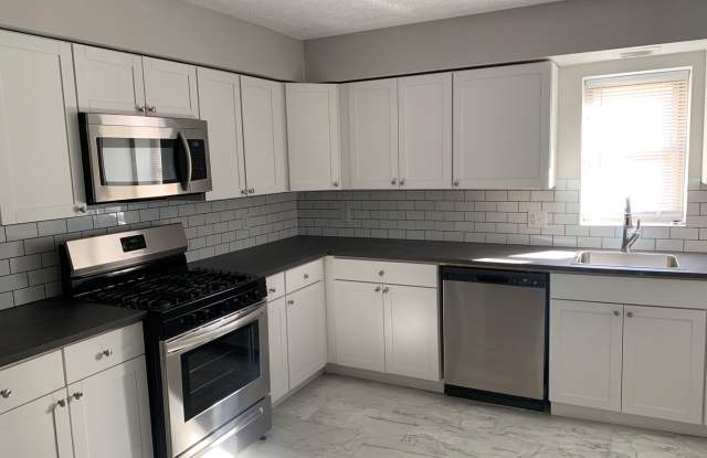 2 bedroom 1 bath with laundry photos photos