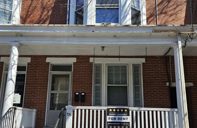 335 N Pine St - 1 photos photos