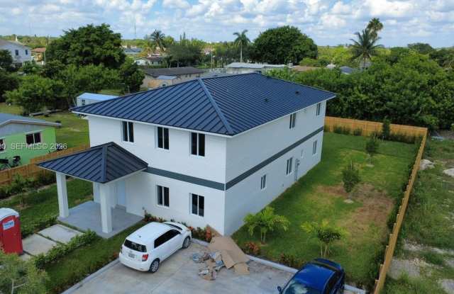 722 Nw 6 CT photos photos