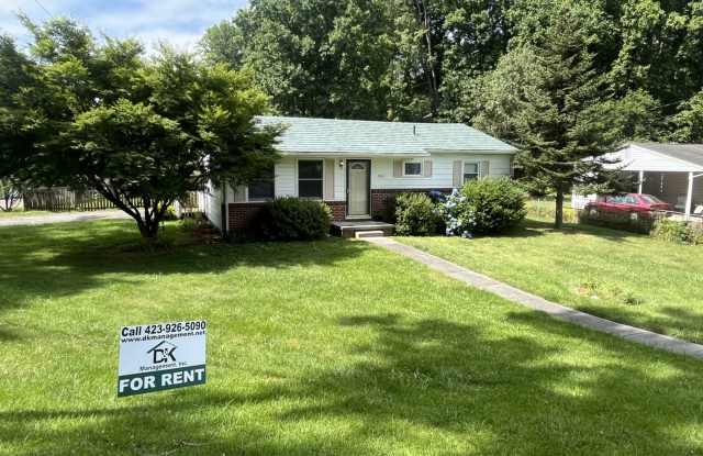 2001 Elmwood Street - Charming 3/2 Home $1850 month, Great Location in Quiet Neighborhood with Fenced Yard! photos photos