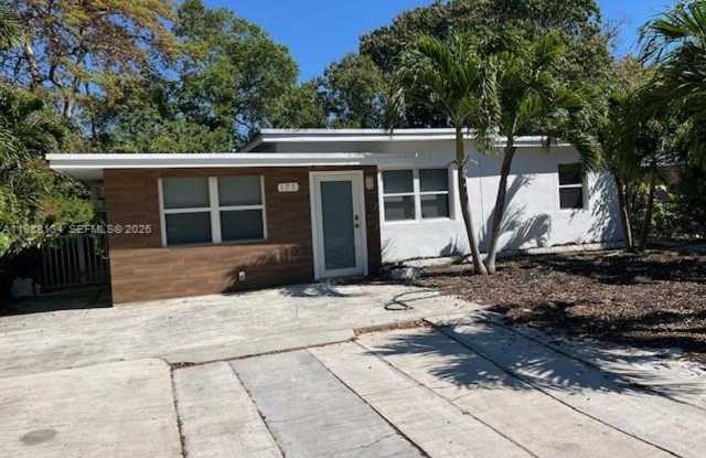 175 NW 121st St NORTH MIAMI, FL 33168 photos photos 175 NW 121st St NORTH MIAMI, FL 33168 photos photos