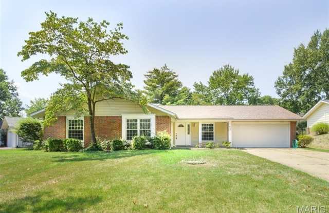 427 Brass Lamp Drive photos photos