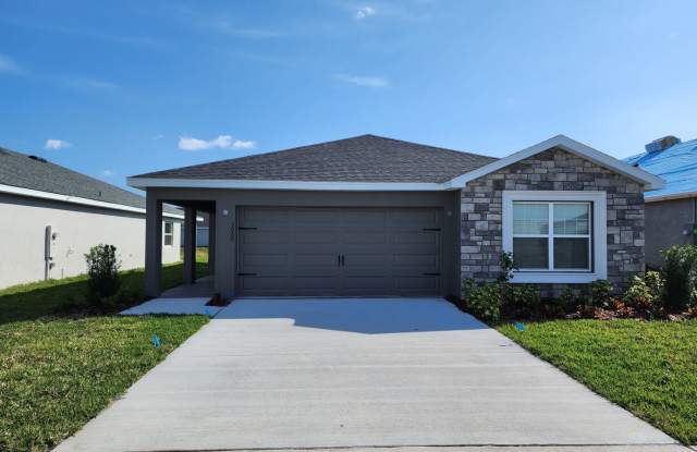 LIKE NEW!!! 4-Bedroom, 2-Bathroom in Villamar Winter Haven photos photos
