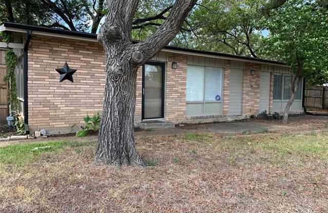 1125 Bowman Street - 1125 Bowman Street, Irving, TX 75060