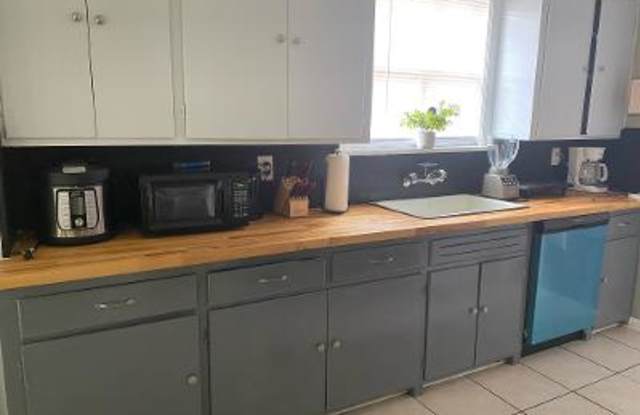 1126 Mckinlay Ct Gallery 2