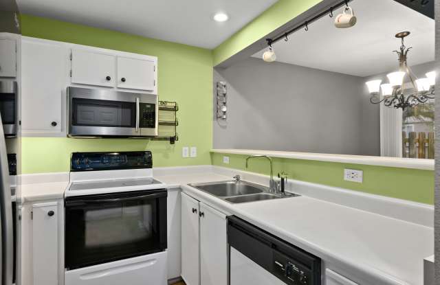 7127 SW Sagert St Unit 103 Gallery 4