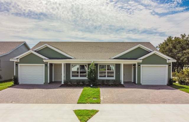 Beautiful 3/2 Energy Efficient 1 Story Attached Home w/ 1 Car Garage photos photos