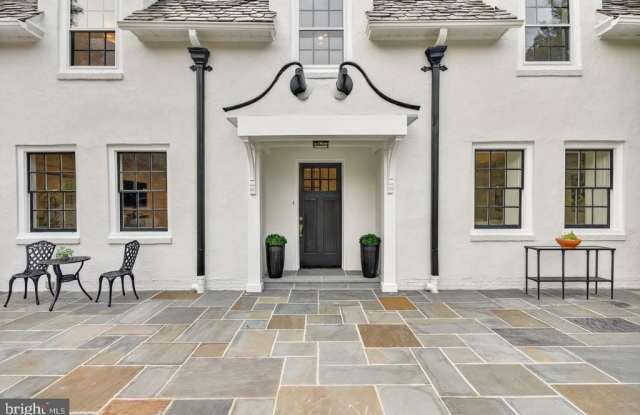 1013 INDIAN CREEK ROAD Gallery 2