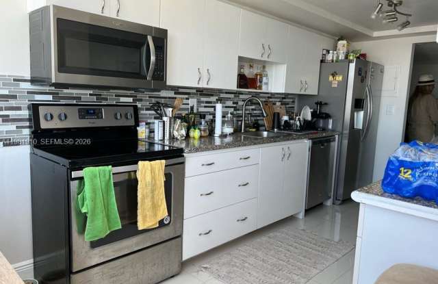 18061 Biscayne Boulevard 1404, Aventura, FL 33160 photos photos