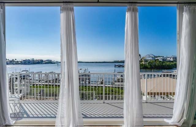 4975 Bonita Beach photos photos