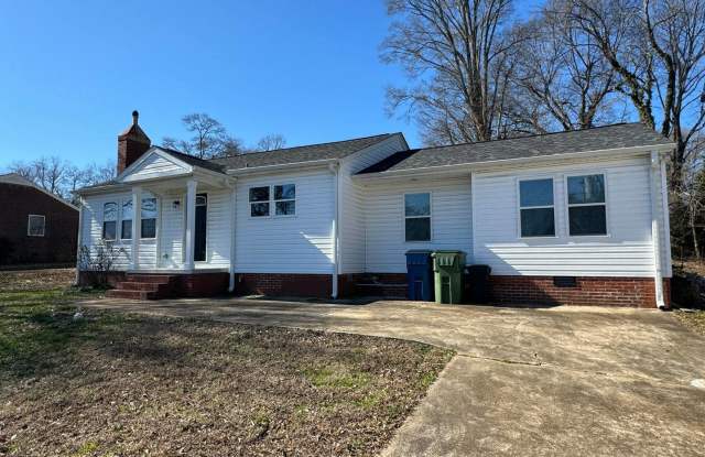 104 Crest Street - 104 Crest Street, Mount Holly, NC 28120