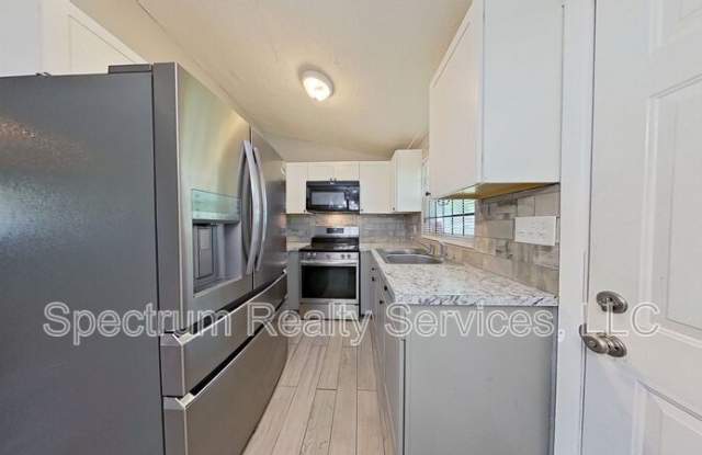 9276 Greenleaf Rd photos photos