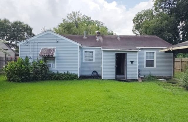 7619 Moss Rose Street - 7619 Moss Rose Street, Houston, TX 77012