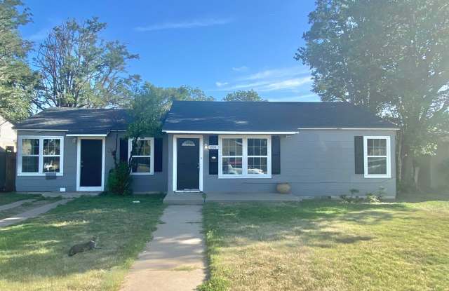 Pre- leasing now for 3/2 home near Maxey Park and Covenant Hospital photos photos