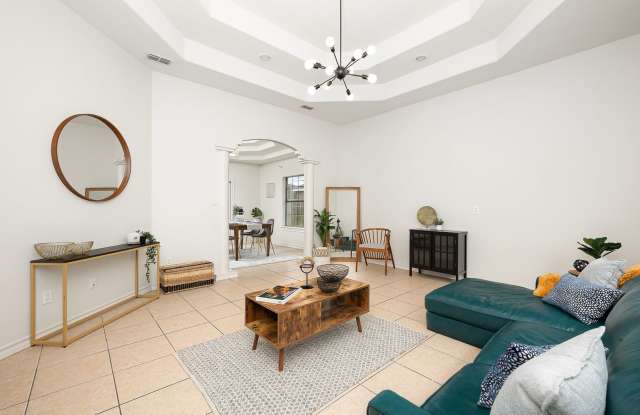 Bright Spacious Home with Charm For Rent! photos photos