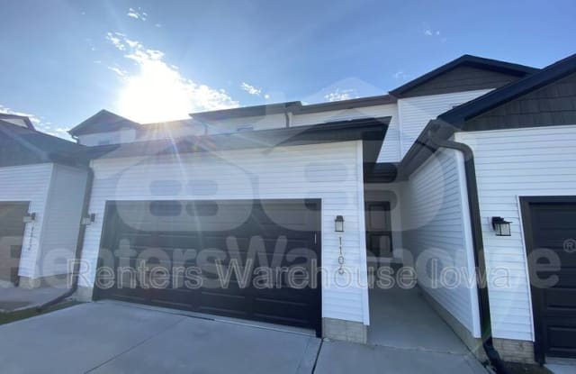 1106 E 28th St - 1106 E 28th St, Norwalk, IA 50211