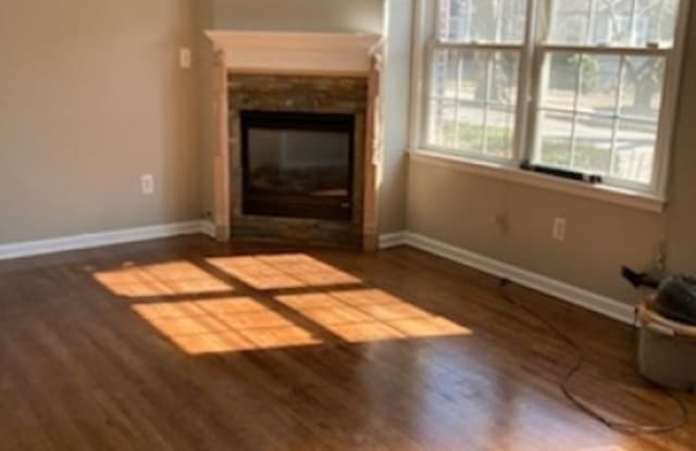 43 Dunnell Rd - 43 Dunnell Road, Essex County, NJ 07040