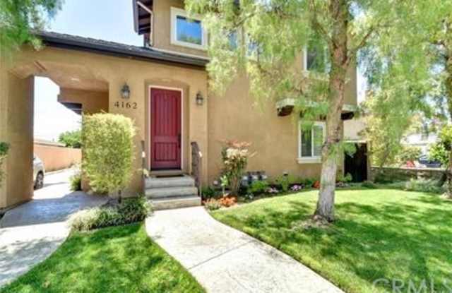 4162 Green Avenue Gallery 2