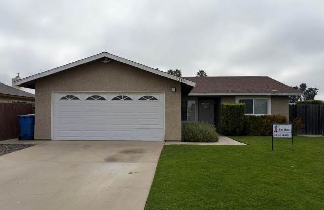 1310 Lesley Court photos photos