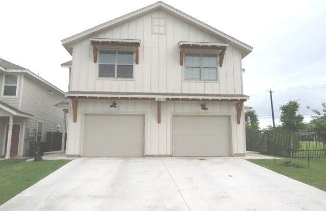 13910 Enzo Gate photos photos