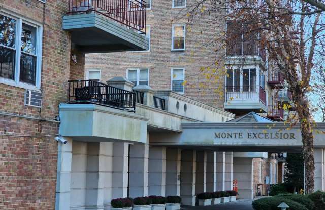 245-10 Grand Central Parkway - 245-10 Grand Central Parkway, Queens, NY 11426