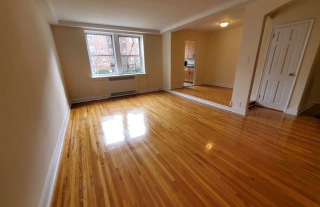 7238 113st - 7238 113th St, Queens, NY 11375