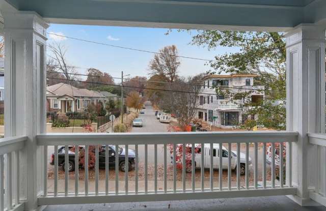 329 6th Street NE Gallery 3