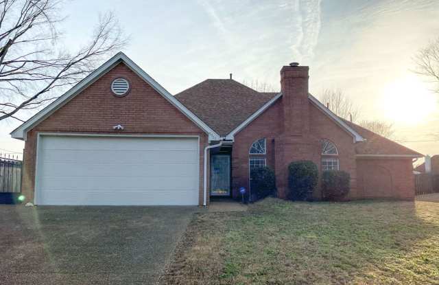 4 bedroom, 3 bath with a Bonus room near Riverdale and Stateline photos photos