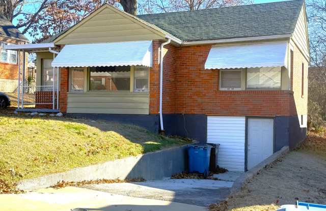 Spacious 3 Bedroom Rental! photos photos