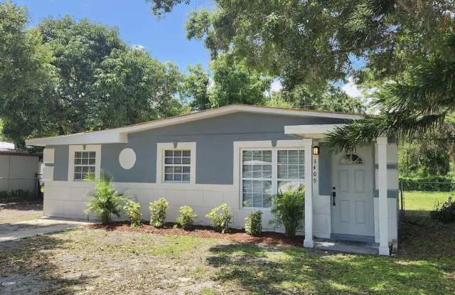 3409 Sloan Road photos photos